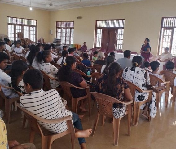An entertainment program and uniform distribution program to school children in Homagama (2023-10-13)